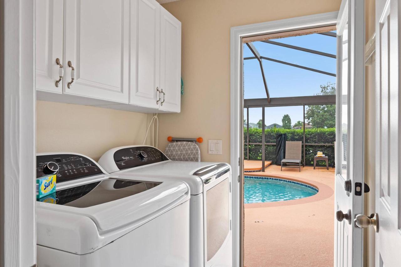 Dedicated Work Space And Game 4br Oi2800 Holiday home *