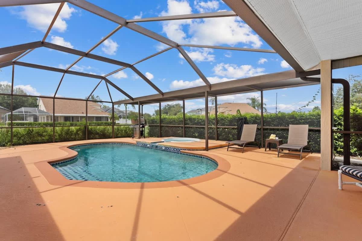Dedicated Work Space And Game 4br Oi2800 Holiday home Orlando