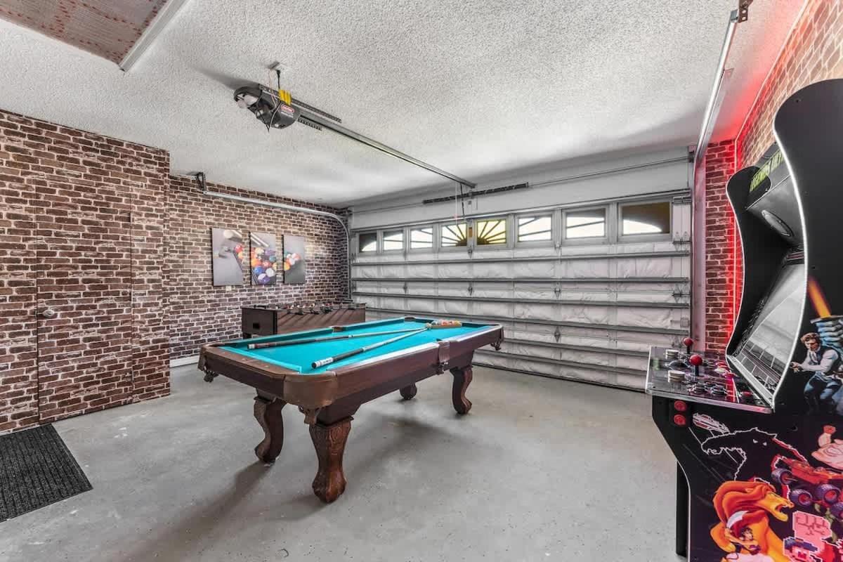 Dedicated Work Space And Game 4br Oi2800 Holiday home